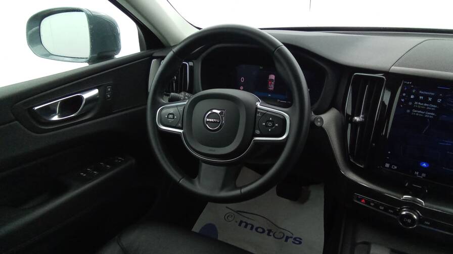 Mandataire Automobile occasion, recherche de Volvo Xc60-b4-197-geartronic-8-momentum-plus-pack-intellisafe-pro - E-Motors