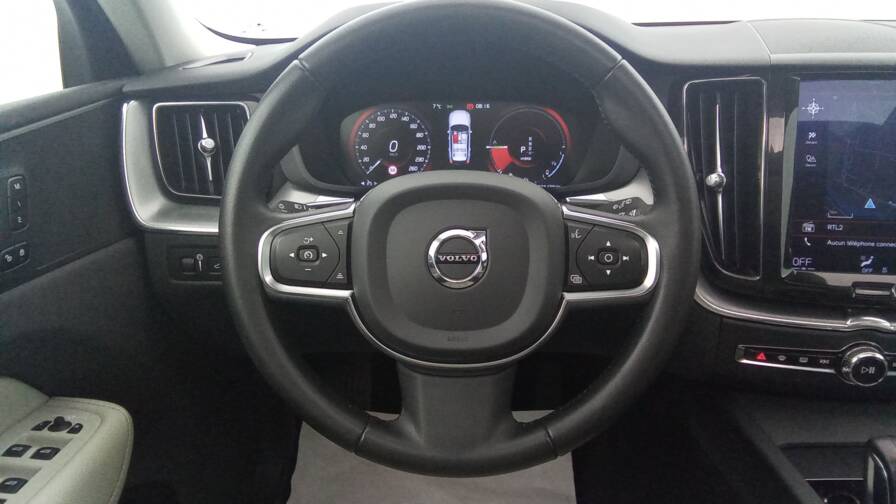 Mandataire Automobile occasion, recherche de Volvo Xc60-t8-recharge-awd-303-ch-plus-87-ch-geartronic-8-executive-plus-360-plus-hayon-lectrique - E-Motors