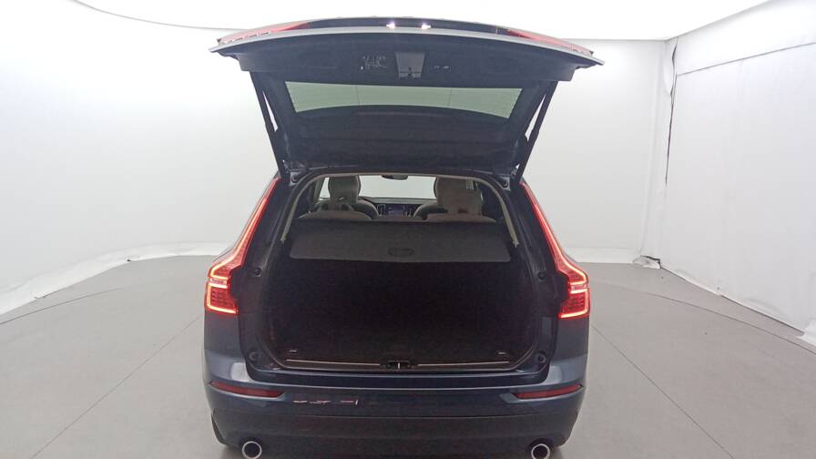 Mandataire Automobile occasion, recherche de Volvo Xc60-t8-recharge-awd-303-ch-plus-87-ch-geartronic-8-executive-plus-360-plus-hayon-lectrique - E-Motors