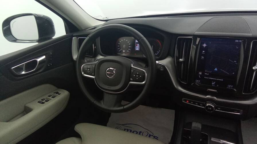 Mandataire Automobile occasion, recherche de Volvo Xc60-t8-recharge-awd-303-ch-plus-87-ch-geartronic-8-executive-plus-360-plus-hayon-lectrique - E-Motors