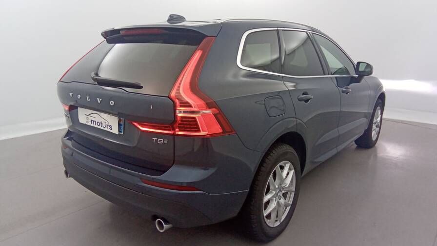 Mandataire Automobile occasion, recherche de Volvo Xc60-t8-recharge-awd-303-ch-plus-87-ch-geartronic-8-executive-plus-360-plus-hayon-lectrique - E-Motors