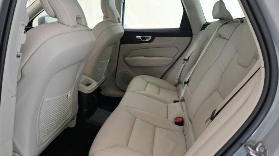 Mandataire Automobile occasion, recherche de Volvo Xc60-t6-awd-hybride-rechargeable-253-ch-plus-145-ch-geartronic-8-plus-style-chrome - E-Motors