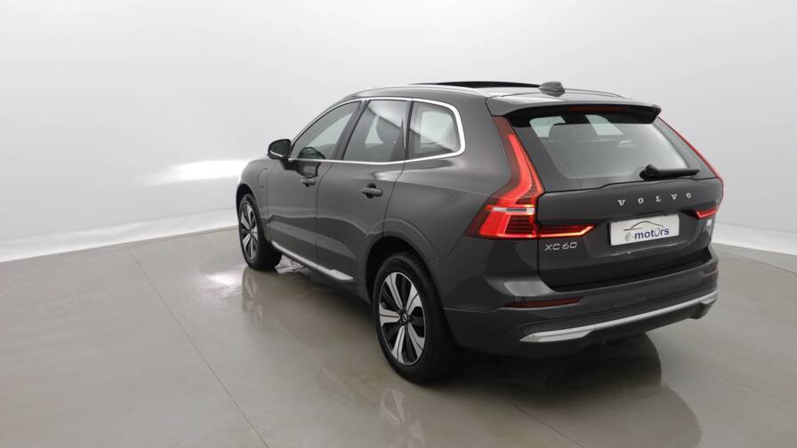 Mandataire Automobile occasion, recherche de Volvo Xc60-t6-recharge-awd-253-145-geart-8-plus-style-chrome - E-Motors