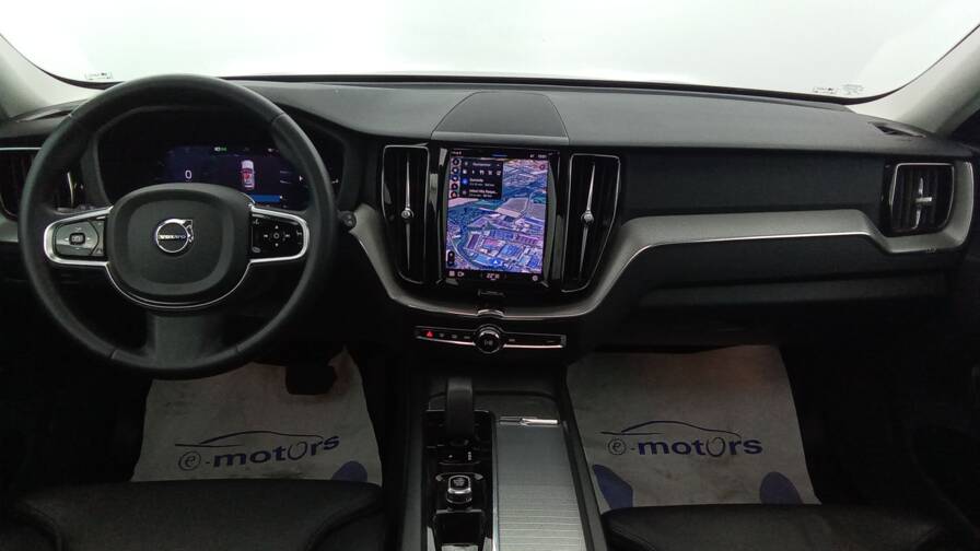 Mandataire Automobile occasion, recherche de Volvo Xc60-t6-recharge-awd-253-145-geart-8-plus-style-chrome - E-Motors