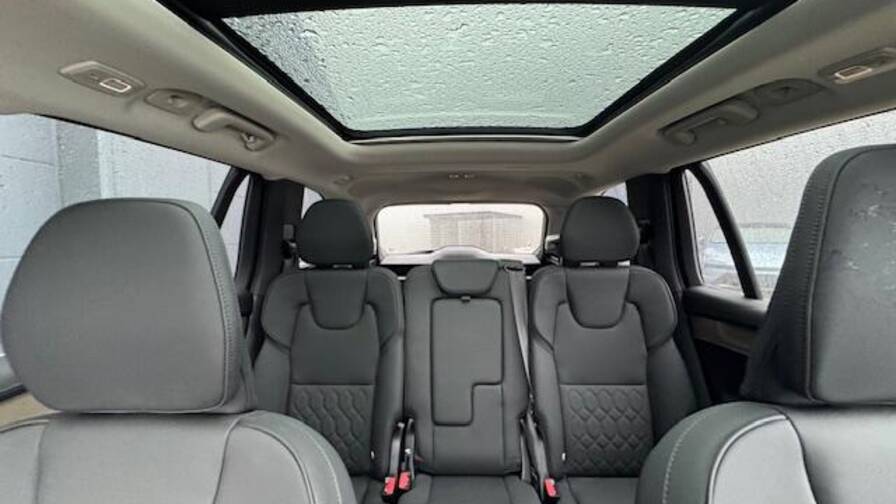 Mandataire Automobile neuf, recherche de Volvo Xc90-t8-awd-hybride-rechargeable-455-geartronic-8-7pl-ultra-style-chrome - E-Motors