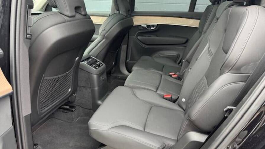 Mandataire Automobile neuf, recherche de Volvo Xc90-t8-awd-hybride-rechargeable-455-geartronic-8-7pl-ultra-style-chrome - E-Motors