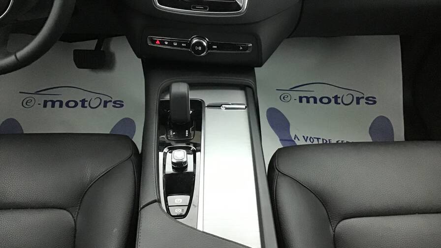Mandataire Automobile occasion, recherche de Volvo Xc90-recharge-t8-awd-310-145ch-inscription-7-places - E-Motors