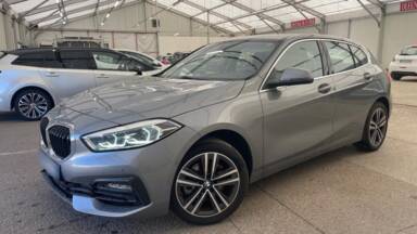 BMW SERIE 1 F40 116d 116 +Park Assist