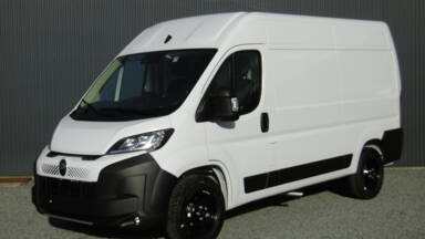 CITROEN JUMPER JUMPER FOURGON TOLE 35 L2H2 140 S&S BVM6 4 portes VUL Diesel112023 - En cours