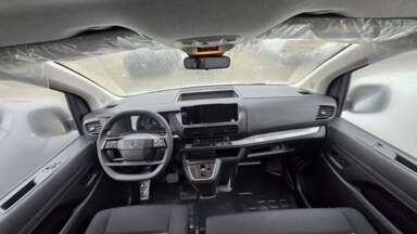 CITROEN JUMPY CABINE APPROFONDIE JUMPY CABINE APPROFONDIE NOUVEAU JUMPY CAB APPROFONDIE XL BLUEHDI 180 S S EAT8