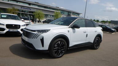 PEUGEOT 3008 3008 Hybrid 145 e-DCS6 GT