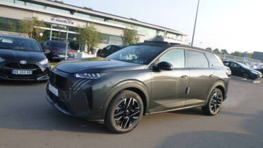 PEUGEOT 5008 5008 Hybrid 145 e-DCS6 GT +Toit ouvrant +Pack 360°
