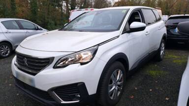 PEUGEOT 5008 5008 PureTech 130 BVM6 Active +Pack City