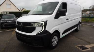 RENAULT Master Master F3500 L2H2 2.0 BLUE DCI 150CH EXTRA AUTO - 25