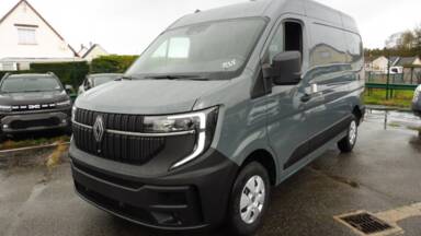 RENAULT Master Master F3500 L2H2 2.0 BLUE DCI 150CH EXTRA AUTO - 25