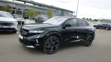 RENAULT RAFALE Rafale hyper hybrid E-Tech 4x4 300 atelier Alpine +Toit pano +Pack Vision +Harman Kardon