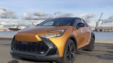 TOYOTA C-HR C-HR Hybride 200 AWD-I Collection Premiere