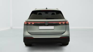 VOLKSWAGEN TIGUAN TIGUAN NOUVEAU 1.5 eTSI 150CV DSG7 LIFE PLUS