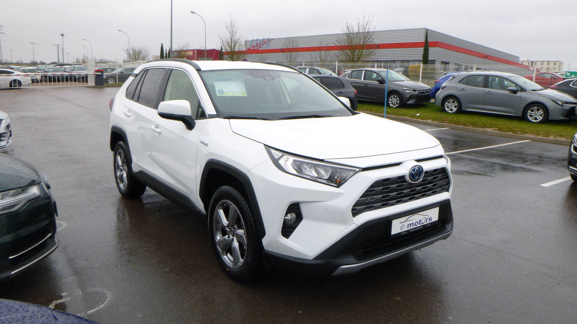 Mandataire auto 0 Km - TOYOTA RAV4 Hybride Dynamic 222 4X4   Jantes 18 ...