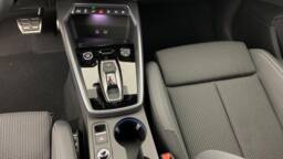 AUDI A3 SPORTBACK A3 SPORTBACK NOUVELLE 45 TFSI E HYBRIDE RECHARGEABLE 272 S TRONIC 6 S LINE