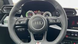 AUDI A3 SPORTBACK A3 SPORTBACK NOUVELLE 45 TFSI E HYBRIDE RECHARGEABLE 272 S TRONIC 6 S LINE