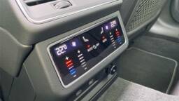 AUDI A6 V A6 V 50 tfsie 299 ch s tronic 7 quattro s line