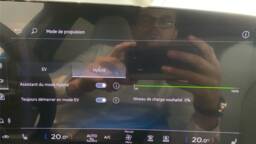 AUDI A6 VI A6 VI E-hybrid 367 ch s tronic 7 quattro s line