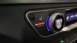 AUDI Q5 II Q5 II 50 tfsie 299 s tronic 7 quattro s line