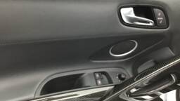 AUDI R8 R8 Spyder V10 5.2 FSI 525 Quattro R-Tronic2 portes VP Essence sans plomb082010 - 092012