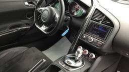 AUDI R8 R8 Spyder V10 5.2 FSI 525 Quattro R-Tronic2 portes VP Essence sans plomb082010 - 092012