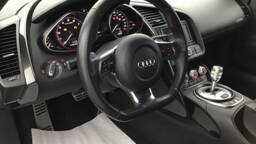 AUDI R8 R8 Spyder V10 5.2 FSI 525 Quattro R-Tronic2 portes VP Essence sans plomb082010 - 092012