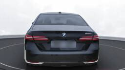 BMW SERIE 5 BERLINE G60 520d 197 BVA8 +Pack Confort +Pack Innovation +Vitres arrière surteintées