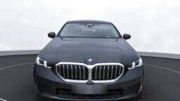 BMW SERIE 5 BERLINE G60 520d 197 BVA8 +Pack Confort +Pack Innovation +Vitres arrière surteintées