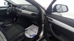 BMW X1 F48 LCI X1 xDrive 25e 220 Lounge+ PDC AR