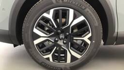 CITROEN C4 C4 Hybride 145 e-DCS6 Max5 portes VP Essence sans plomb