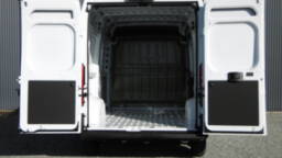 CITROEN JUMPER JUMPER FOURGON TOLE 35 L2H2 140 S&S BVM6 4 portes VUL Diesel112023 - En cours