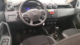 DACIA DUSTER Duster Blue dCi 115 4x4  Essentiel +Attelage