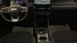 DACIA DUSTER Duster Hybrid 140 Journey5 portes VP Essence Courant électrique032024 - En cours