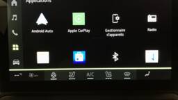 DACIA DUSTER Duster Hybrid 140 Journey5 portes VP Essence Courant électrique032024 - En cours