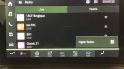 DACIA DUSTER Duster Hybrid 140 Journey5 portes VP Essence Courant électrique032024 - En cours