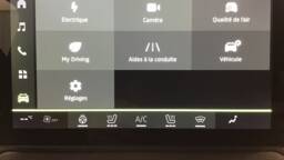 DACIA DUSTER Duster Hybrid 140 Journey5 portes VP Essence Courant électrique032024 - En cours