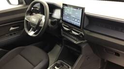 DACIA DUSTER Duster Hybrid 140 Journey5 portes VP Essence Courant électrique032024 - En cours