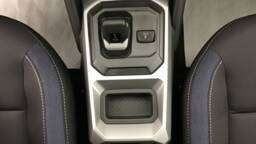 DACIA DUSTER Duster Hybrid 140 Journey5 portes VP Essence Courant électrique032024 - En cours