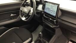 DACIA DUSTER Duster Mild Hybrid 130 4x4 Extreme5 portes VP Essence sans plomb042025