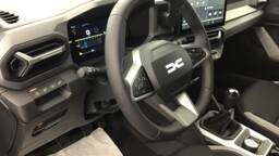 DACIA DUSTER Duster Mild Hybrid 130 4x4 Extreme5 portes VP Essence sans plomb042025