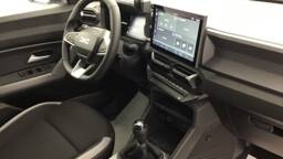 DACIA DUSTER Duster Mild Hybrid 130 4x4 Extreme5 portes VP Essence sans plomb042025