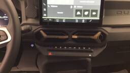 DACIA DUSTER Duster Mild Hybrid 130 4x4 Extreme5 portes VP Essence sans plomb042025