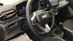 DACIA DUSTER Duster Mild Hybrid 130 Extreme5 portes VP Essence sans plomb042025