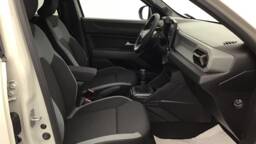 DACIA DUSTER Duster Mild Hybrid 130 Extreme5 portes VP Essence sans plomb042025