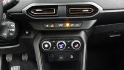 DACIA Jogger Jogger 1.0 TCE 110CH EXTREME 7 PLACES -24